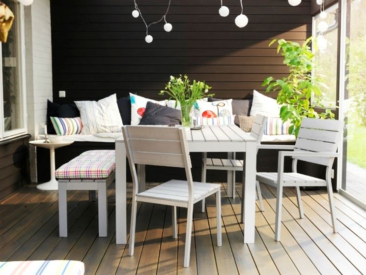 Scopri di più sull'articolo L’illuminazione come elemento di stile per il giardino