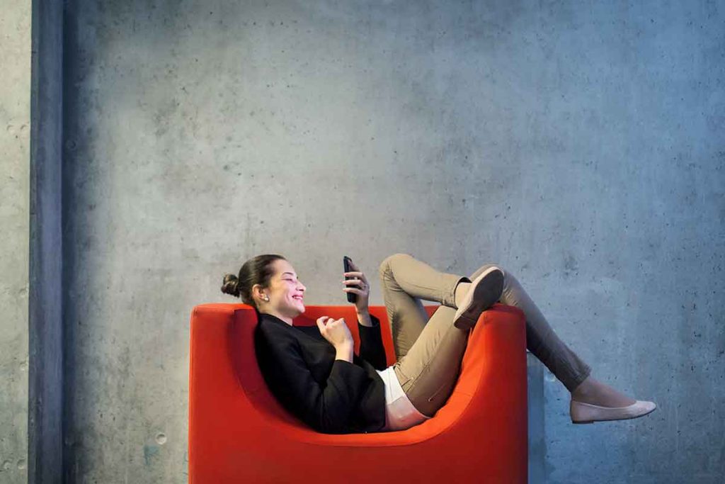 Arredare angolo relax ufficio