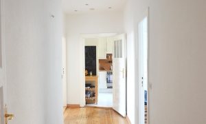Scopri di più sull'articolo 10 idee per arredare il corridoio della tua casa senza cedere ai clichè