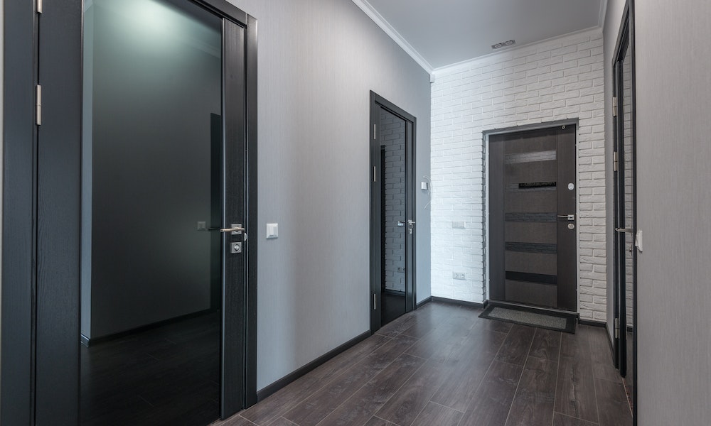 Porta di vetro e legno