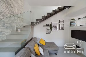 Scopri di più sull'articolo Come arredare un soggiorno piccolo sfruttando tutti gli spazi