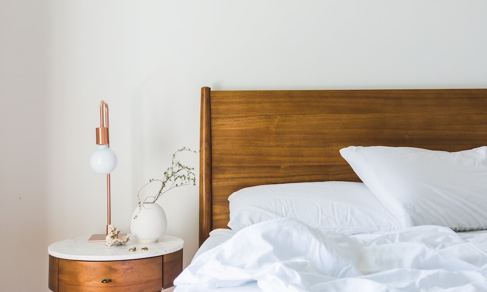 testiera letto di legno